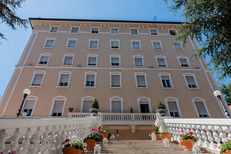 Hotel Helvetia Thermal Spa Porretta Terme Exterior foto